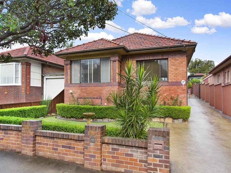 77 Kings Road, Five Dock NSW 2046