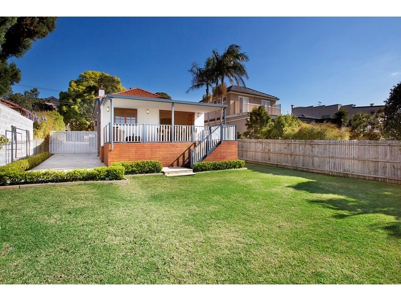 30 Rowley Road, Russell Lea NSW 2046