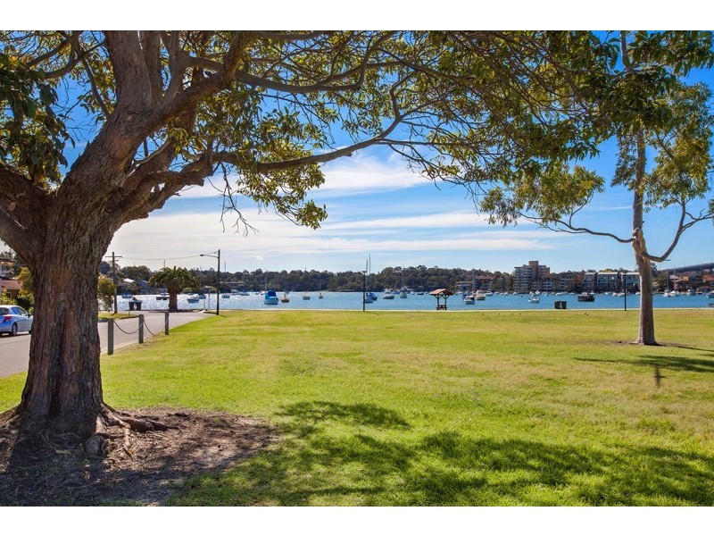 124 Thompson Street, Drummoyne NSW 2047