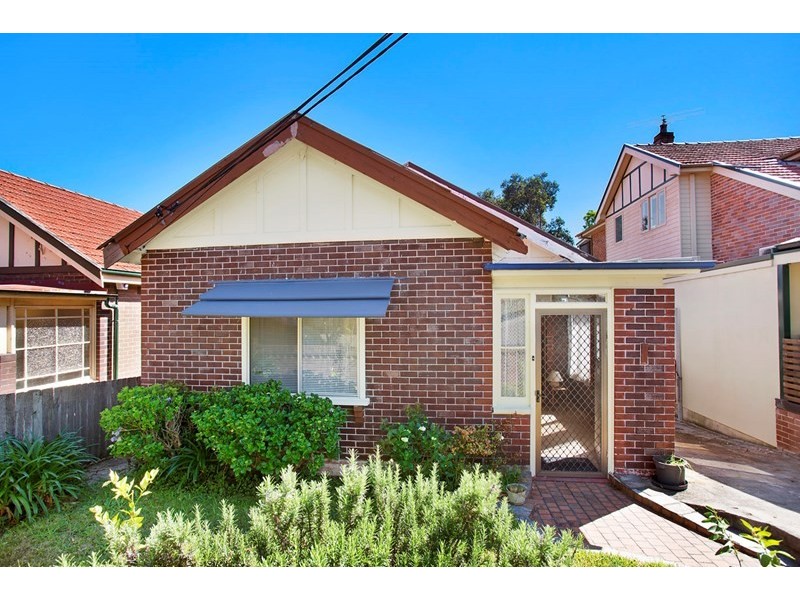 14 Rowley Road, Russell Lea NSW 2046