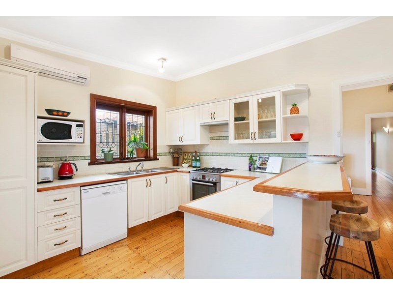 12 Rowley Road, Russell Lea NSW 2046