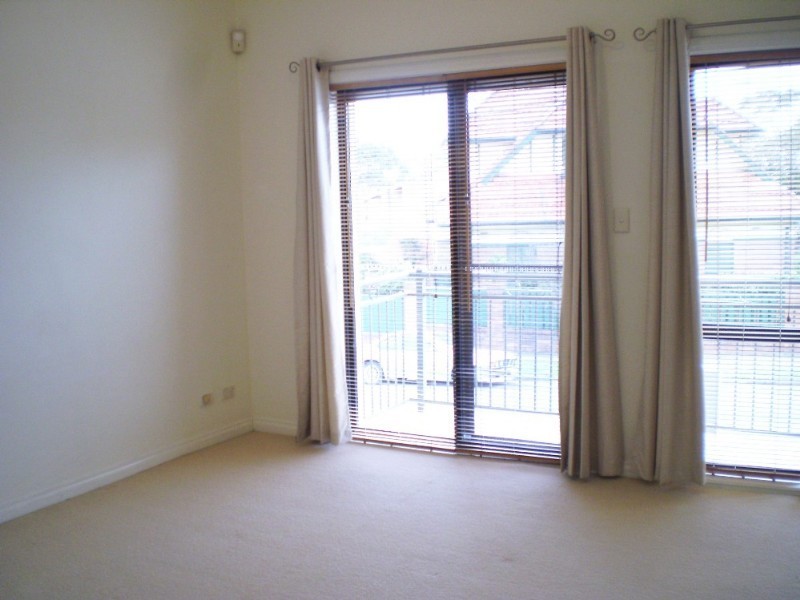 1/33 Collingwood Street, Drummoyne NSW 2047