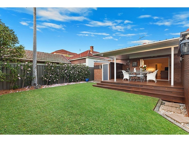 26 Arthur Street, Rodd Point NSW 2046