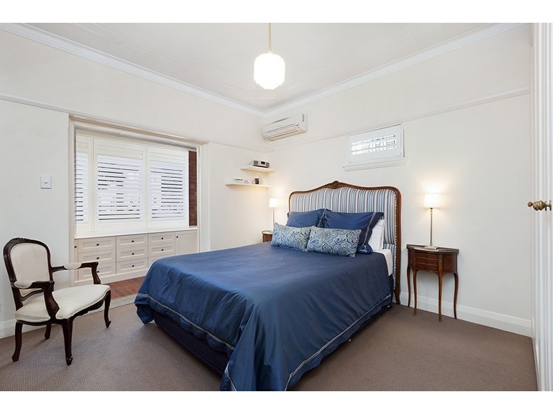 26 Arthur Street, Rodd Point NSW 2046