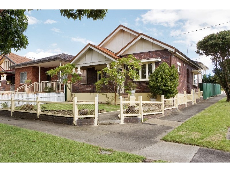 19A Rowley Road, Russell Lea NSW 2046