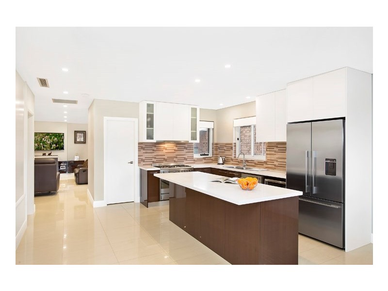 81 First Avenue, Rodd Point NSW 2046