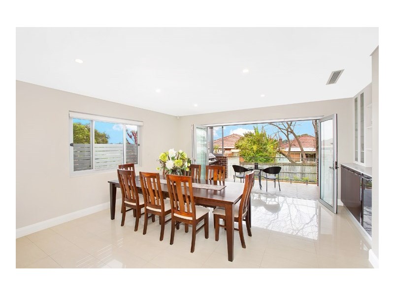 81 First Avenue, Rodd Point NSW 2046