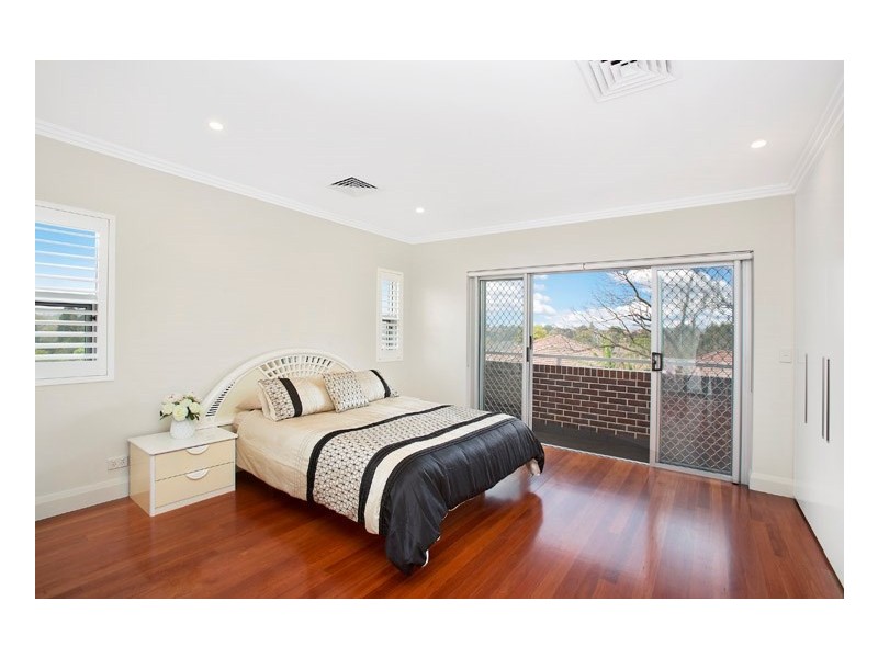 81 First Avenue, Rodd Point NSW 2046