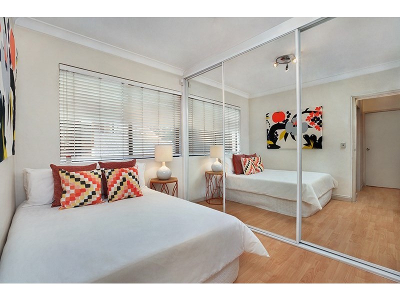 2/31 College Street, Drummoyne NSW 2047