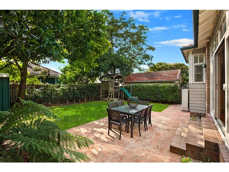 18 Duke Avenue, Rodd Point NSW 2046