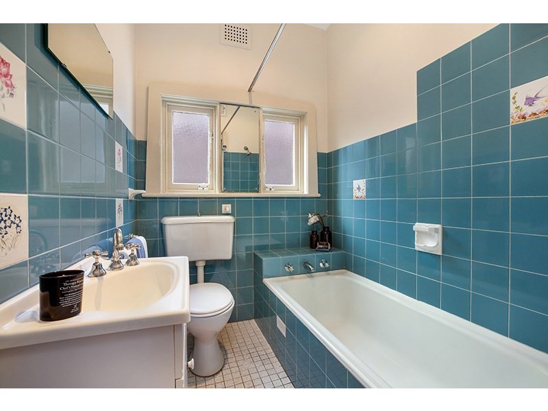 18 Duke Avenue, Rodd Point NSW 2046
