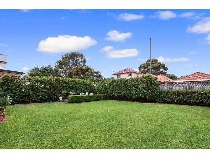 15 Bouvardia Street, Russell Lea NSW 2046