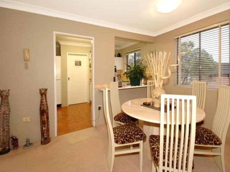 8/96-98 Hampden Road, Russell Lea NSW 2046