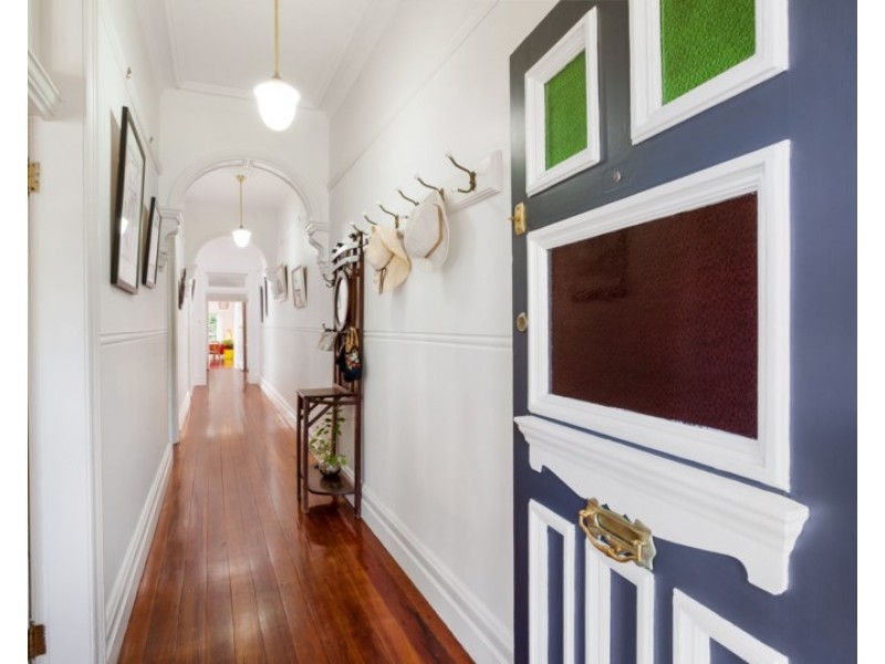 16 Lenore Street, Russell Lea NSW 2046