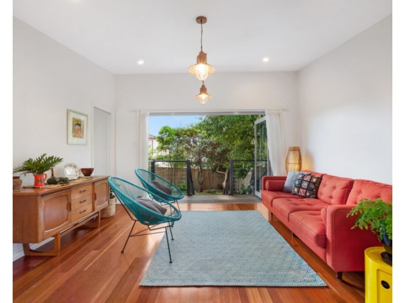 16 Lenore Street, Russell Lea NSW 2046