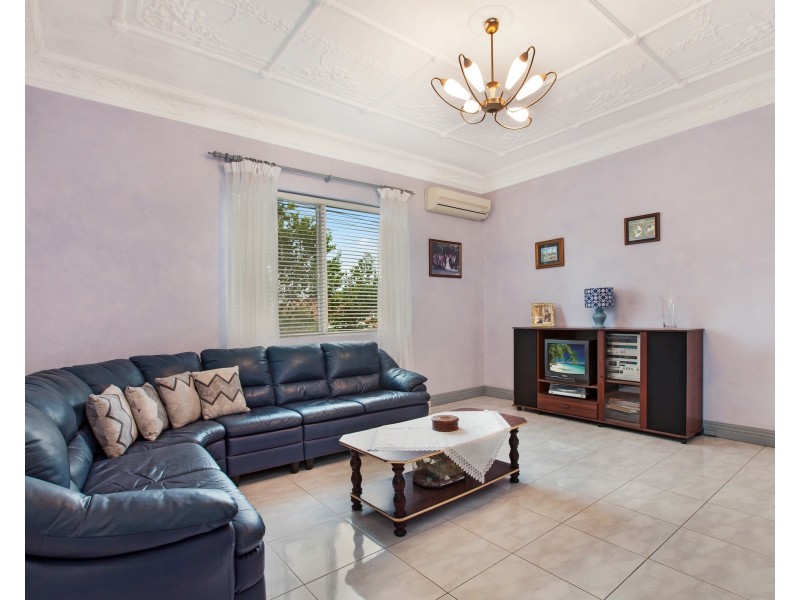 35 Janet Street, Russell Lea NSW 2046