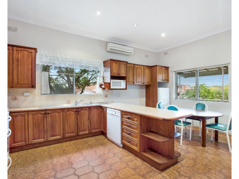 35 Janet Street, Russell Lea NSW 2046