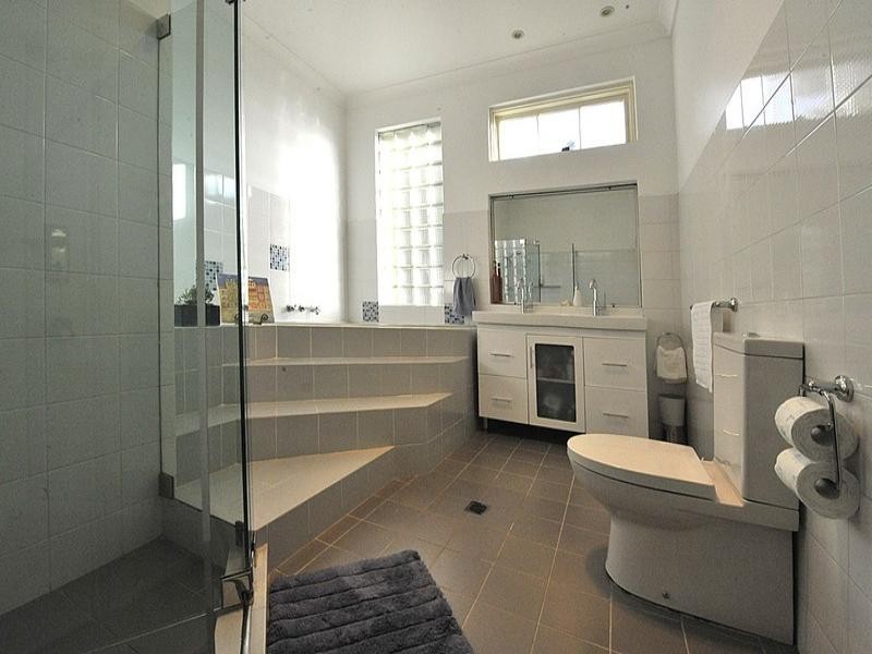 21 Hillcrest Avenue, Gladesville NSW 2111