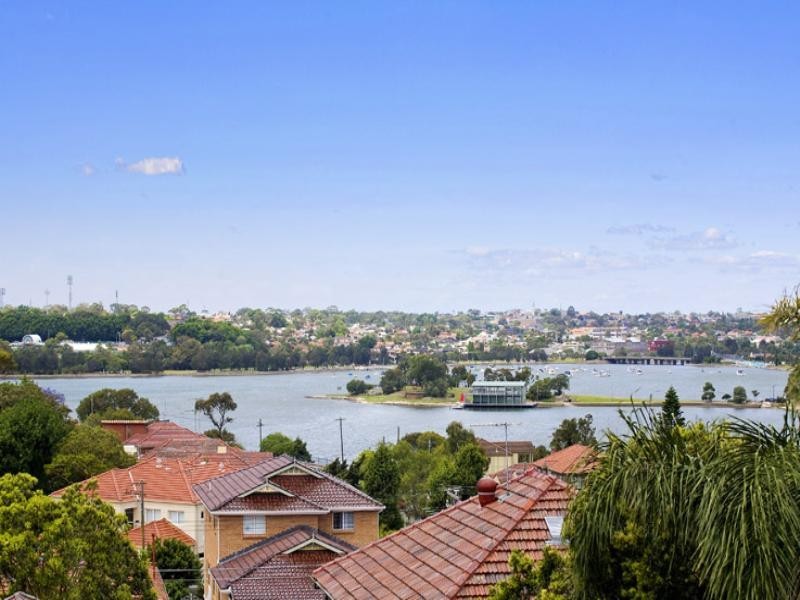 15 Undine Street, Russell Lea NSW 2046