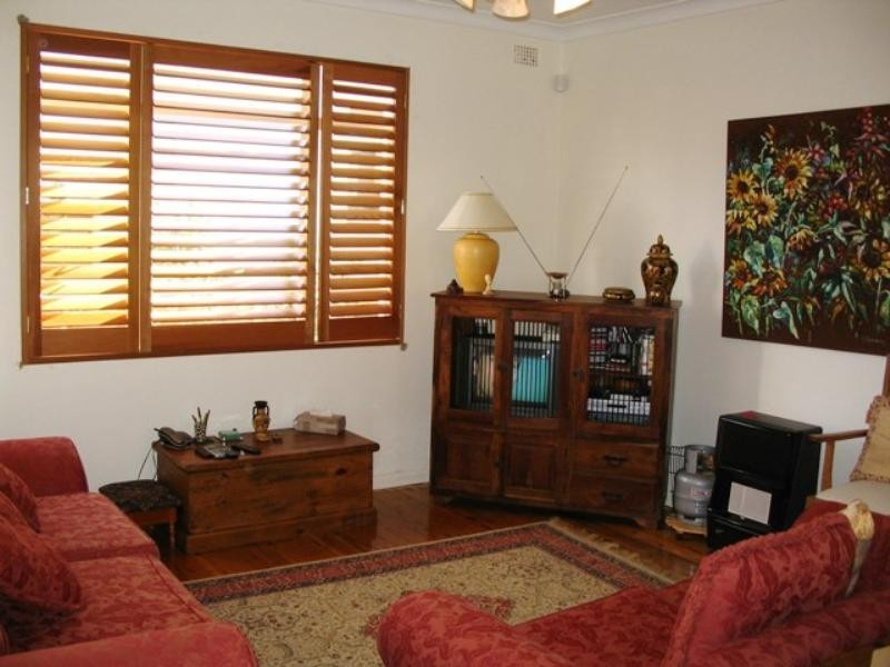 1/87A Thomspon Street, Drummoyne NSW 2047