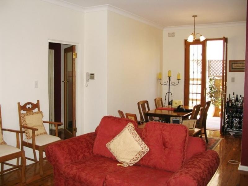 1/87A Thomspon Street, Drummoyne NSW 2047