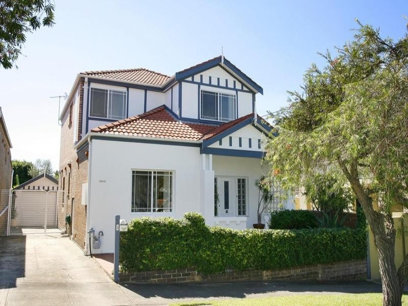 1 Heath Street, Rodd Point NSW 2046