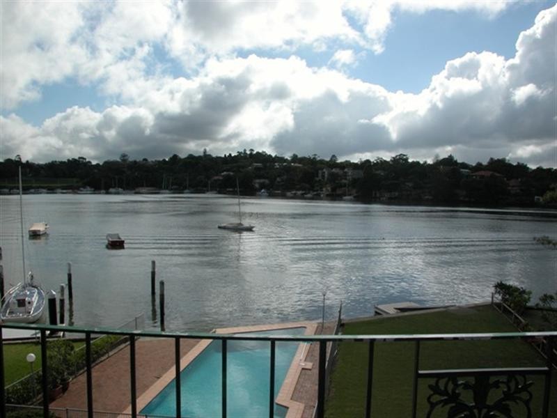 2/28 WALTON Crescent, Abbotsford NSW 2046