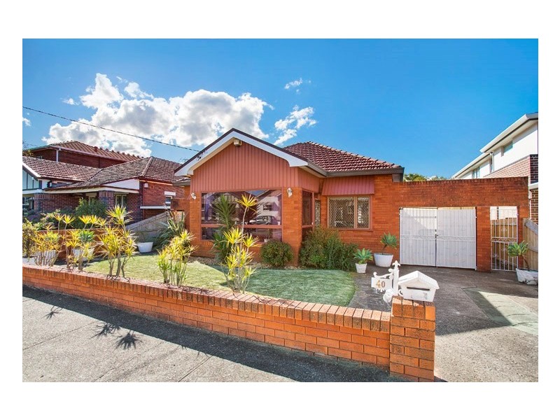 40 Russell Street, Russell Lea NSW 2046