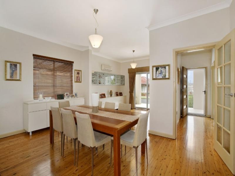 3 McCulloch Street, Russell Lea NSW 2046