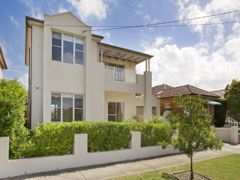 3 McCulloch Street, Russell Lea NSW 2046