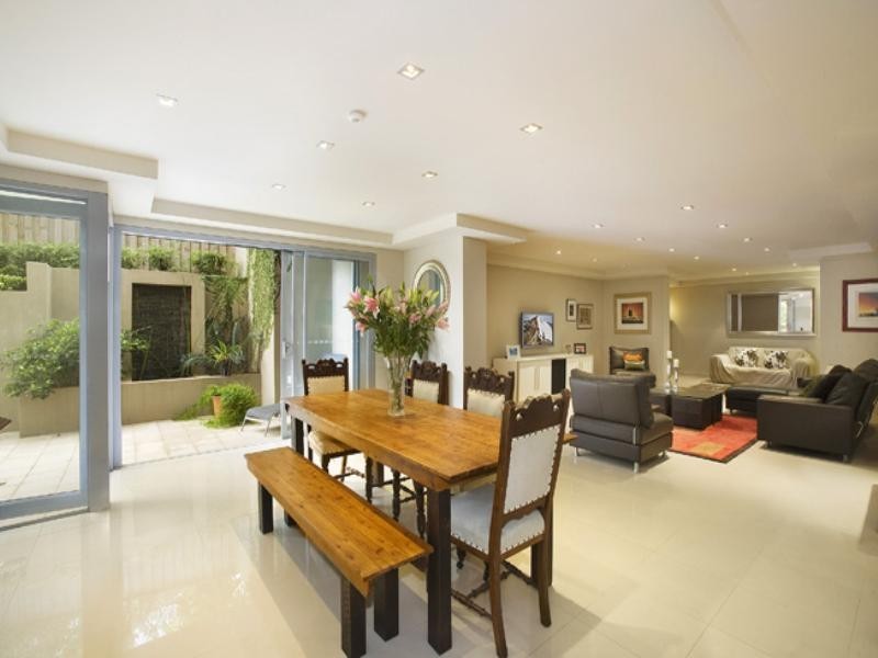 2/48-50 Bayswater Street, Drummoyne NSW 2047