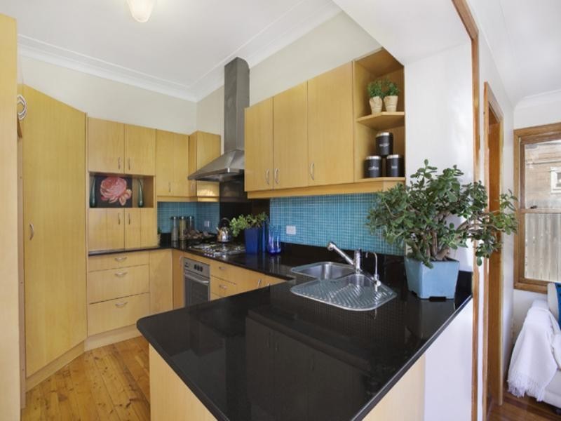 35 Duke Avenue, Rodd Point NSW 2046