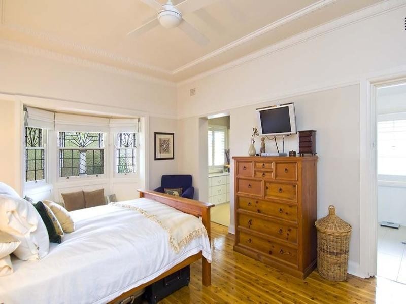 33 Cliff Road, Epping NSW 2121