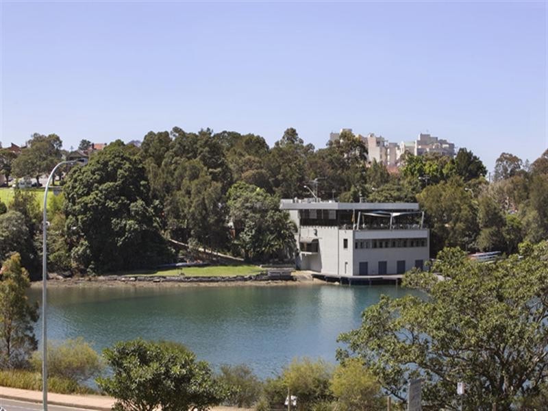 1/3 South Street, Drummoyne NSW 2047