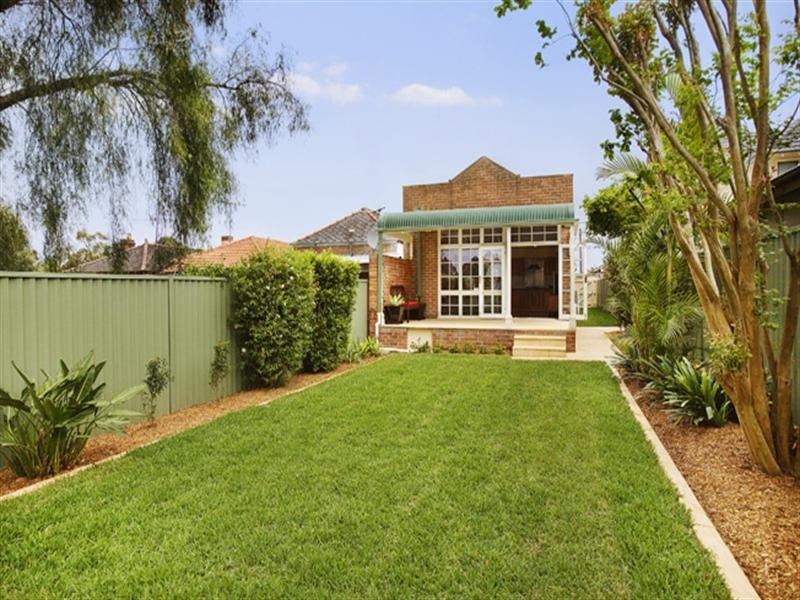 8 New Jersey Road, Five Dock NSW 2046