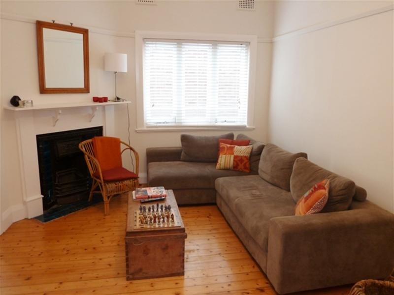 21 Rowley Road, Russell Lea NSW 2046