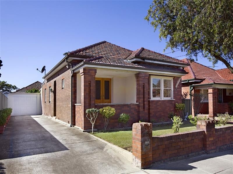 6 Brisbane Avenue, Rodd Point NSW 2046