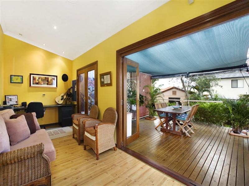 58 Bouvardia Street, Russell Lea NSW 2046