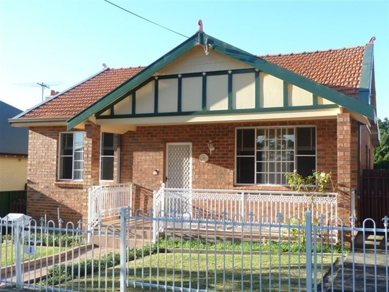 2 Byrne Avenue, Drummoyne NSW 2047