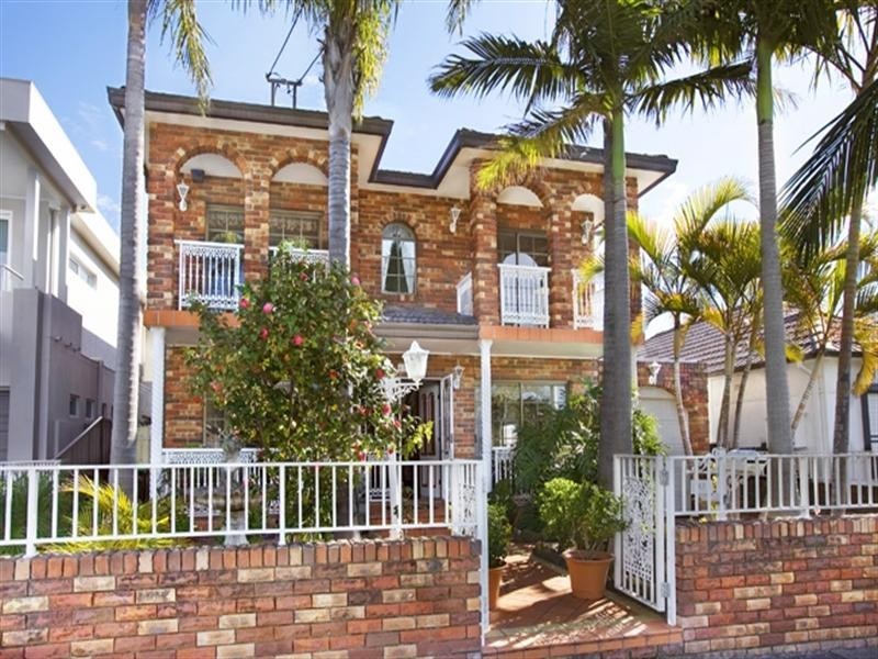 43 Bayview Road, Canada Bay NSW 2046