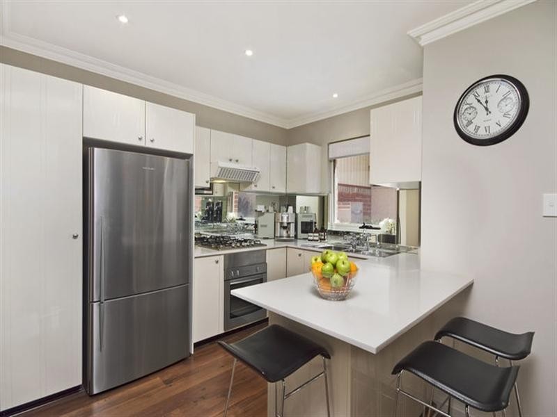 4/17a Walton Crescent, Abbotsford NSW 2046