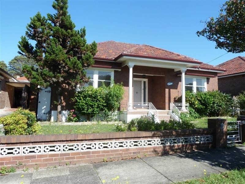 9 Betts Avenue, Five Dock NSW 2046