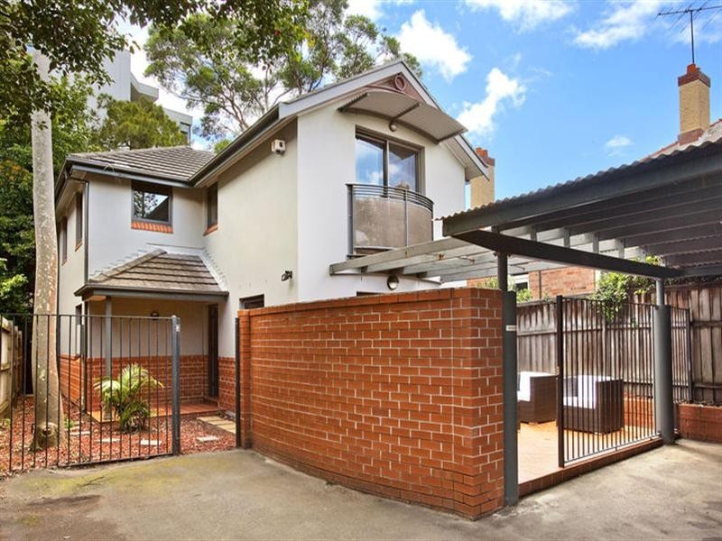 2/15a Cambridge Road, Drummoyne NSW 2047