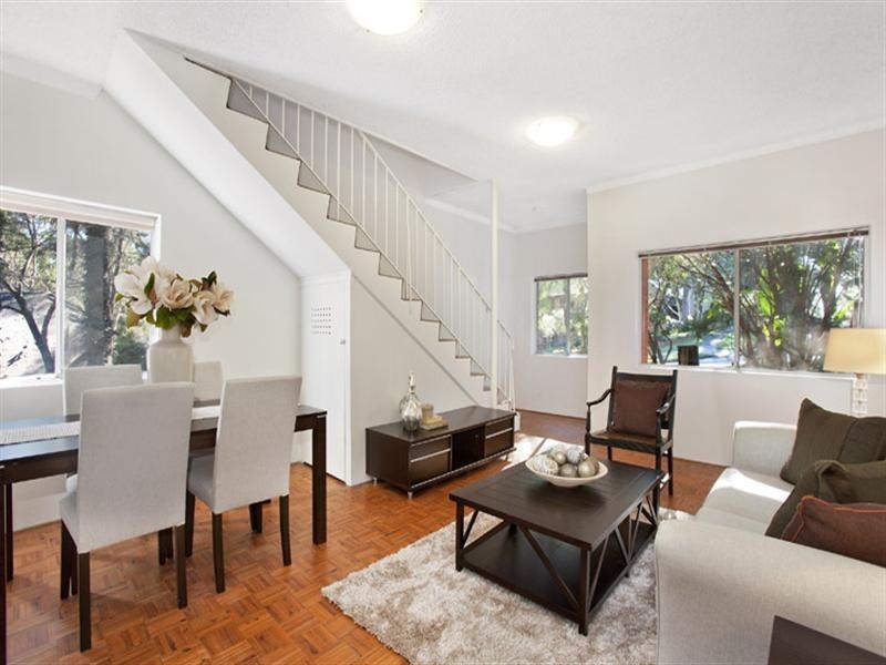 2/17 Fontenoy Road, Macquarie Park NSW 2113