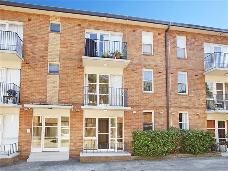 2/4 Moore Street, Drummoyne NSW 2047