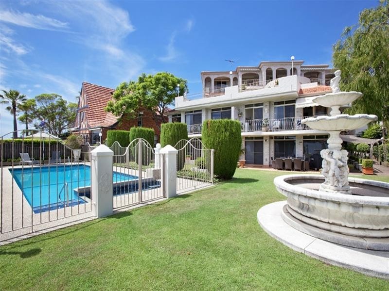 4/2A Wolseley Street, Drummoyne NSW 2047