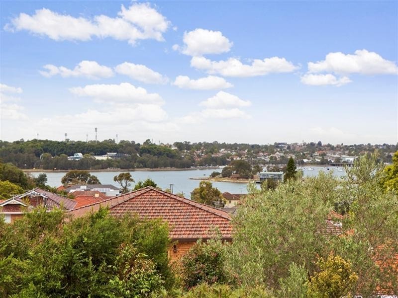 19 Undine Street, Russell Lea NSW 2046