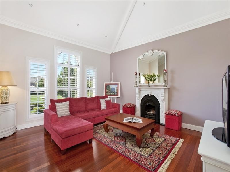 5 Spring Park Circuit, Breakfast Point NSW 2137