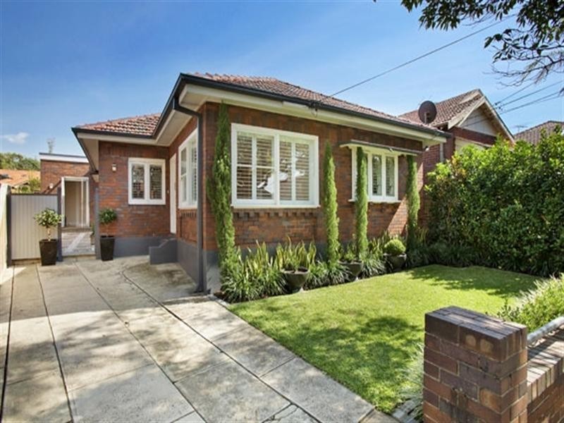 5 Bennett Avenue, Five Dock NSW 2046