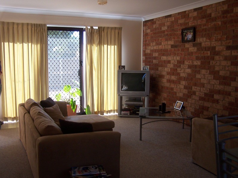 2/7 Forrest Crescent, Dubbo NSW 2830